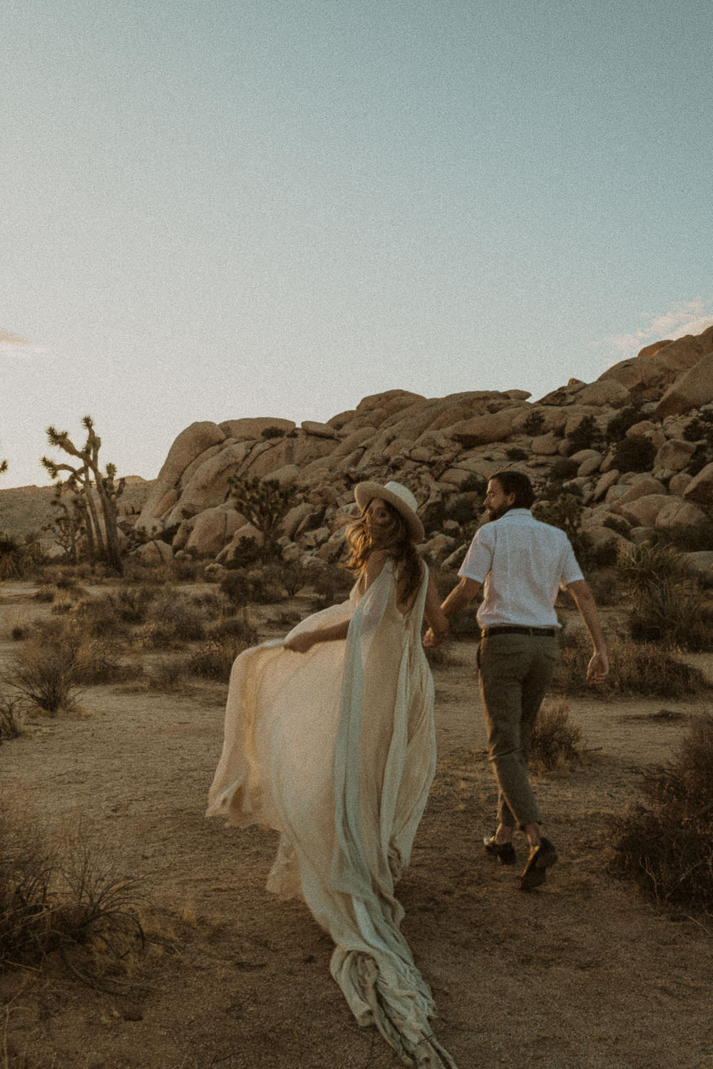 joshua tree sunset elopement